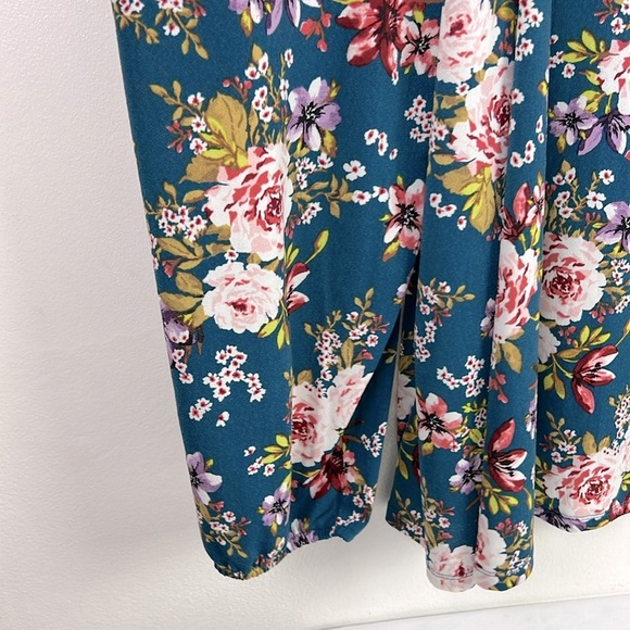 Torrid New Women’s 6X Blue Floral Print Strap Long Balloon Sleeve V-Neck Blouse - Picture 6 of 9